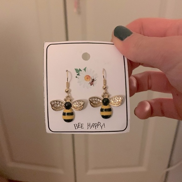 Bee 🐝 happy earrings - Picture 1 of 2